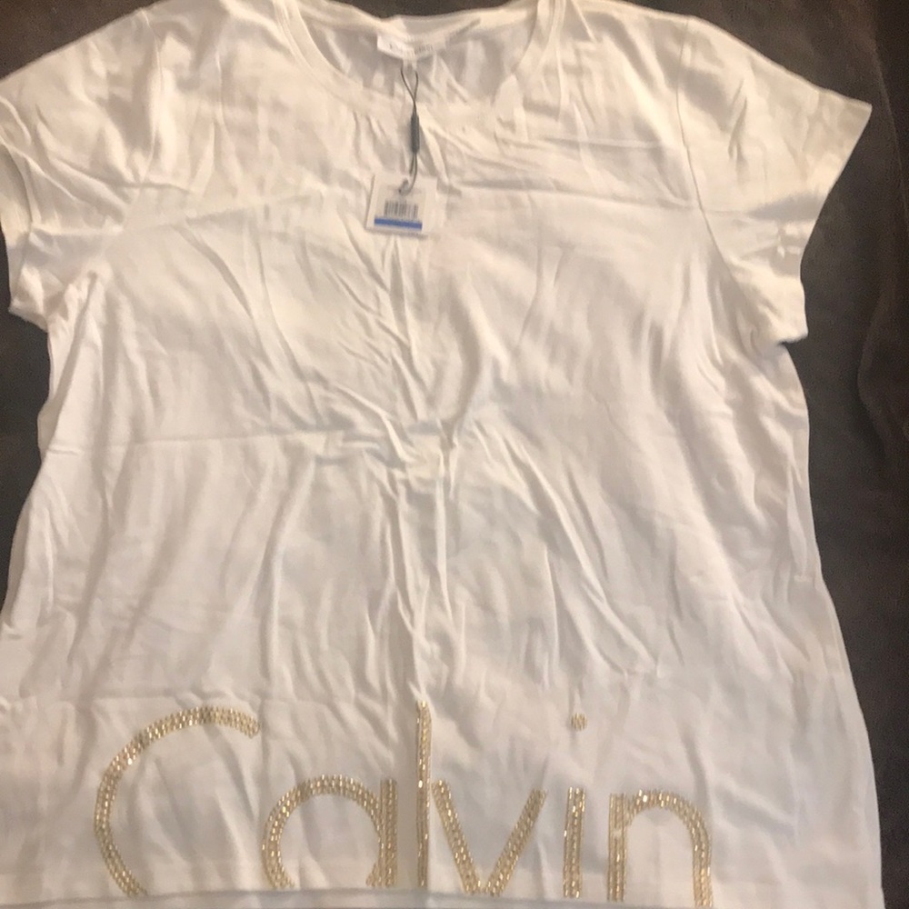 White Calvin Klein XL gold accent